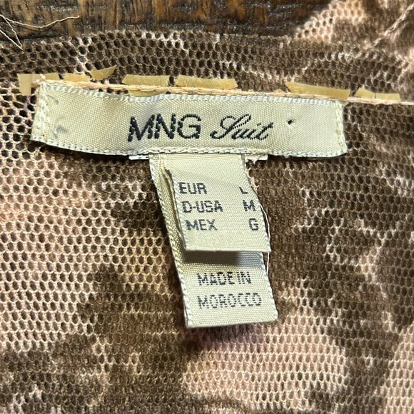 Pink and brown Mango sheer vintage boho floral top with amazing neckline - Picture 5 of 5